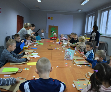 Zajęcia biblioteczne pt. “Magia Świąt Bożego Narodzenia”