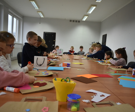 Zajęcia biblioteczne pt. “Magia Świąt Bożego Narodzenia”