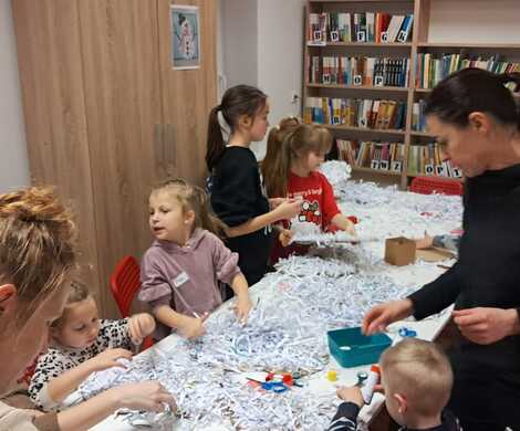 Popołudniowe zajęcia w Bibliotece w Gierałtowie - 29 grudnia 2025