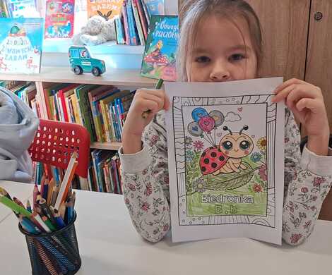 Międzynarodowy Dzień Języka Ojczystego - lekcja biblioteczna w filii Gierałtów.