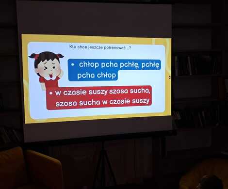 Międzynarodowy Dzień Języka Ojczystego - lekcja biblioteczna w filii Gierałtów.