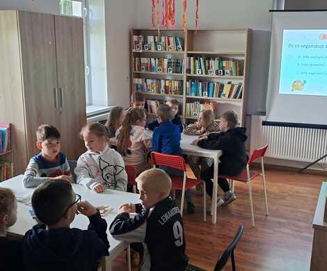 "BIBLIOTEKADA"  - wielki teleturniej czytelników w bibliotece w Gierałtowie.