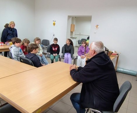 ŚWIATOWY DZIEŃ PSZCZOŁY - filia biblioteczna w Gościszowie
