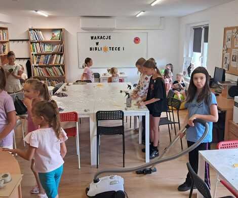 Ruszyły Wakacje z Biblioteką!