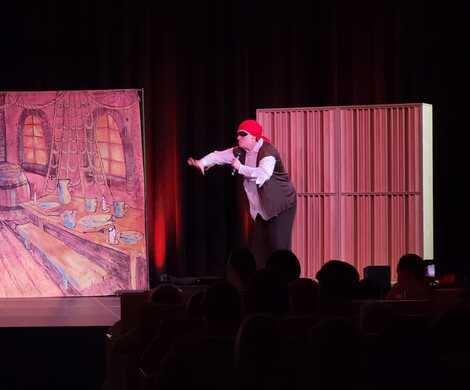 TEATR BLASZANY BĘBENEK – „PIRACI I WYSPA SKARBÓW”