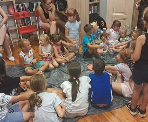 Wakacje z Biblioteką - Akademia Magii w Wykrotach i Gierałtowie.