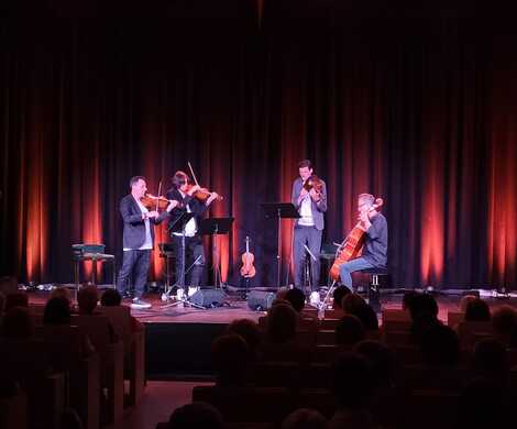 Z jazzem przez Polskę - Atom String Quartet